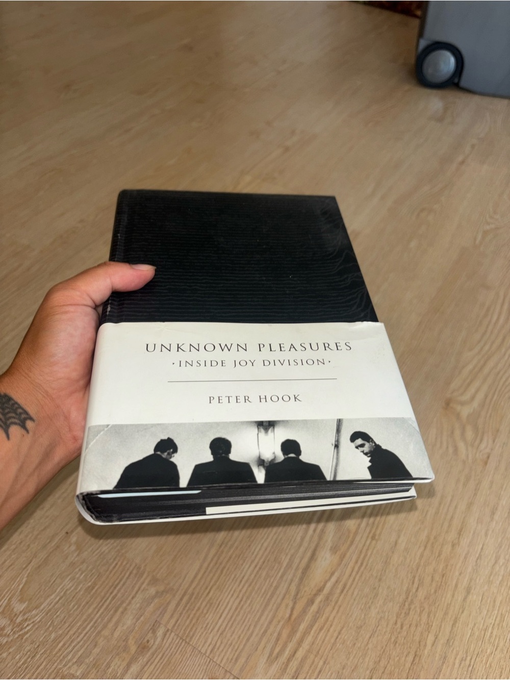 Book - Picture 4 of 6